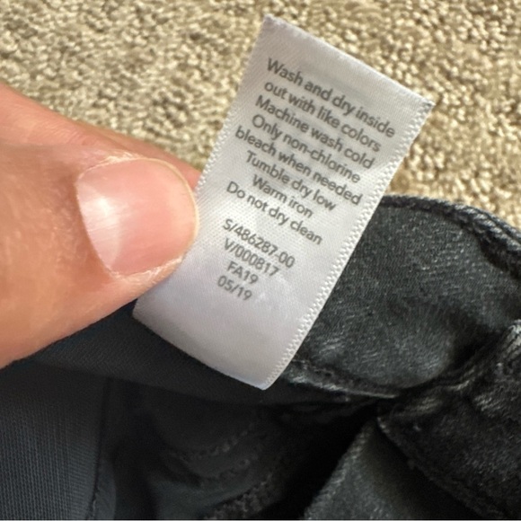 Athleta Black Sculptek Ultra Skinny Jeans size 8 ankle zip - Picture 11 of 11